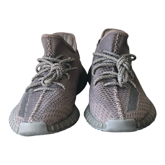 Adidas Yeezy 350 Boost non reflective Black Shoe Size Men’s 10. New w/o Box. - Picture 3 of 10